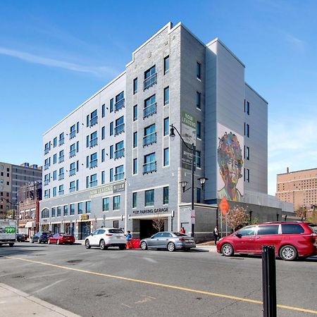 Rhythm & Blues Free Park 2Bd-2Bth Near Ewr-Penn-Prudential Appartement Newark Buitenkant foto