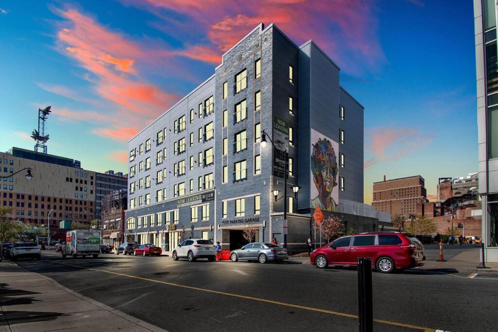 Rhythm & Blues Free Park 2Bd-2Bth Near Ewr-Penn-Prudential Appartement Newark Buitenkant foto